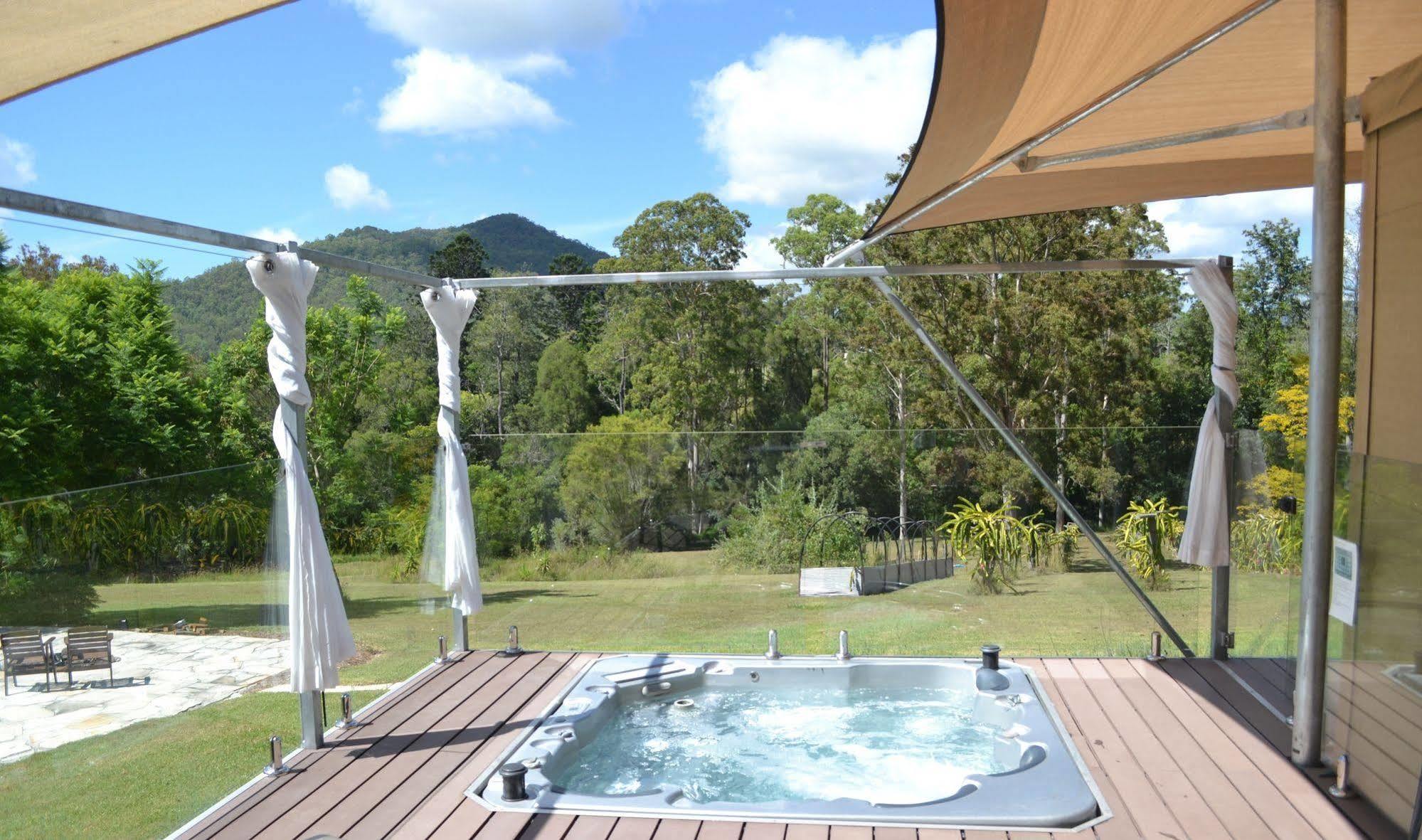 Luxury tent Tuckers Retreat Canungra